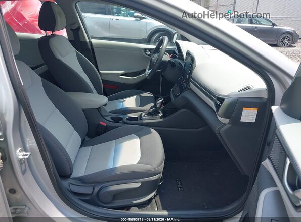 KMHC65LC0LU219872 2020 HYUNDAI IONIQ HYBRID Silver წინა სალონის ხედი