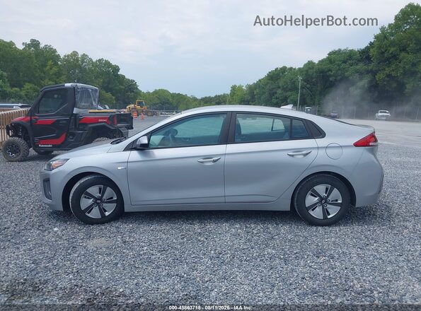 KMHC65LC0LU219872 2020 HYUNDAI IONIQ HYBRID Silver სალონის 360-გრადუსიანი ხედი