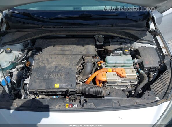 KMHC65LC1JU075892 2018 HYUNDAI IONIQ HYBRID Silver Rear view
