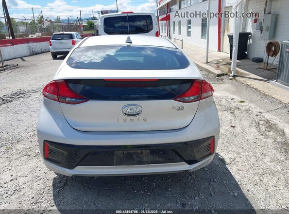 KMHC65LC1JU075892 2018 HYUNDAI IONIQ HYBRID Silver 