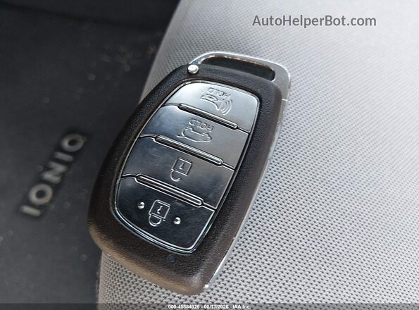 KMHC65LC1MU246662 2021 HYUNDAI IONIQ HYBRID Silver Вид панелі приладів