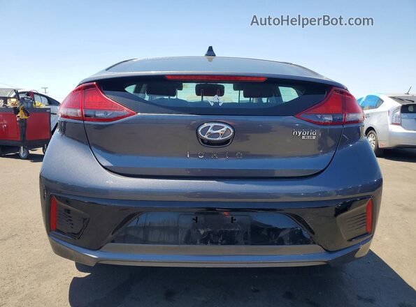 KMHC65LC2HU040126 2017 HYUNDAI IONIQ Blue Widok z tyłu