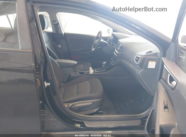 KMHC65LC2JU075951 2018 HYUNDAI IONIQ HYBRID Black Widok wnętrza z przodu