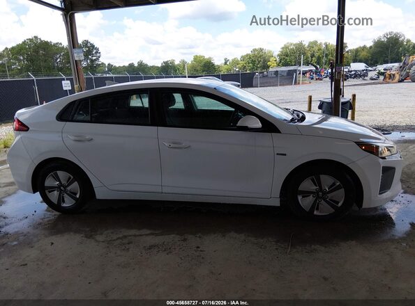 KMHC65LC2JU101142 2018 HYUNDAI IONIQ HYBRID White 