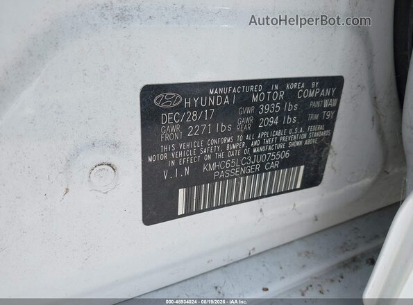 KMHC65LC3JU075506 2018 HYUNDAI IONIQ HYBRID White Widok komory silnika