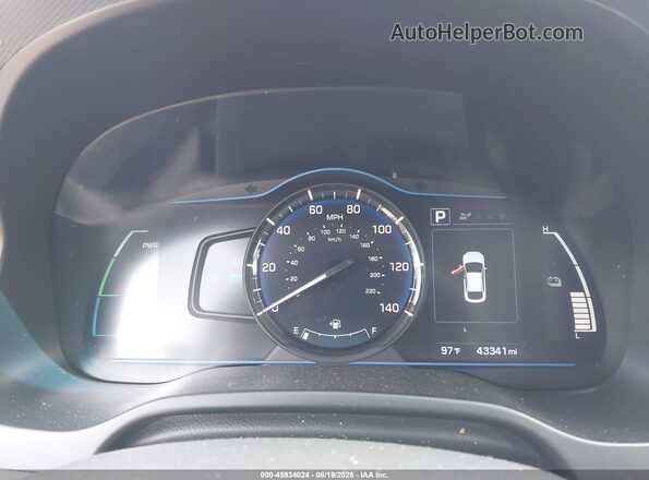 KMHC65LC3JU075506 2018 HYUNDAI IONIQ HYBRID White Widok tylnych siedzeń