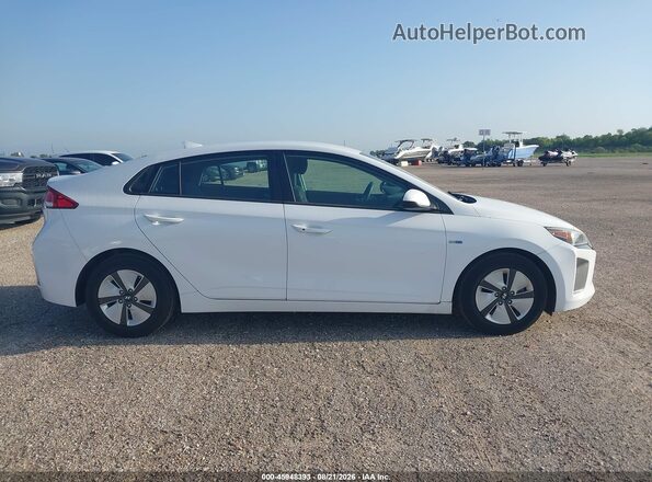 KMHC65LC6JU075595 2018 HYUNDAI IONIQ HYBRID White Widok wnętrza 360 stopni