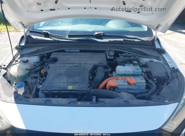 KMHC65LC8JU075842 2018 HYUNDAI IONIQ HYBRID White უკანა ხედი