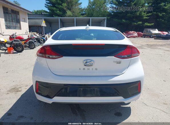 KMHC65LC8JU075842 2018 HYUNDAI IONIQ HYBRID White 
