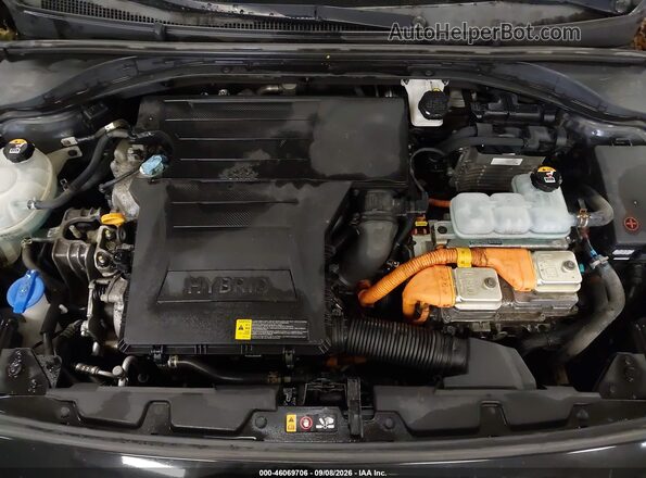 KMHC65LC8LU228643 2020 HYUNDAI IONIQ HYBRID Black Widok z tyłu