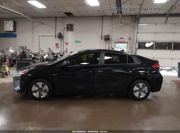 KMHC65LC8LU228643 2020 HYUNDAI IONIQ HYBRID Black Widok wnętrza 360 stopni
