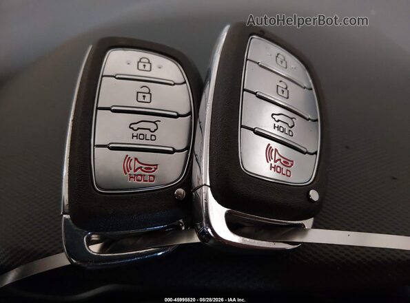 KMHC65LC9JU100263 2018 HYUNDAI IONIQ HYBRID Серый Вид панели приборов