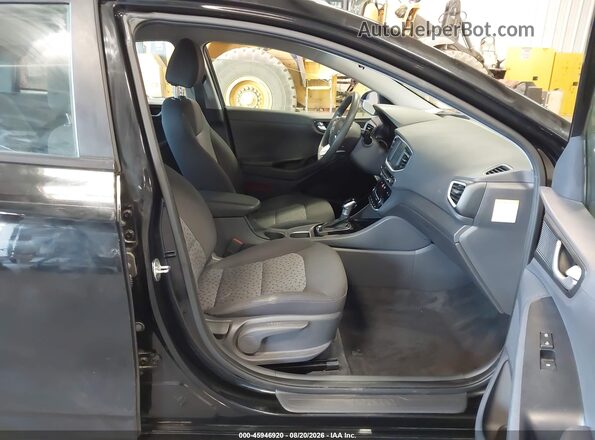 KMHC65LCXJU099723 2018 HYUNDAI IONIQ HYBRID Black Սալոնի դիմացի տեսք
