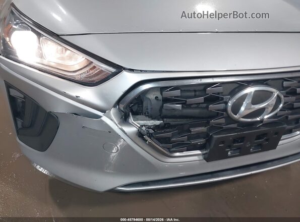 KMHC65LCXLU220074 2020 HYUNDAI IONIQ HYBRID Silver Widok z przodu