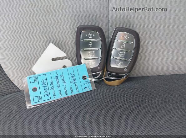 KMHC65LCXLU220169 2020 HYUNDAI IONIQ HYBRID Gray Dashboard view