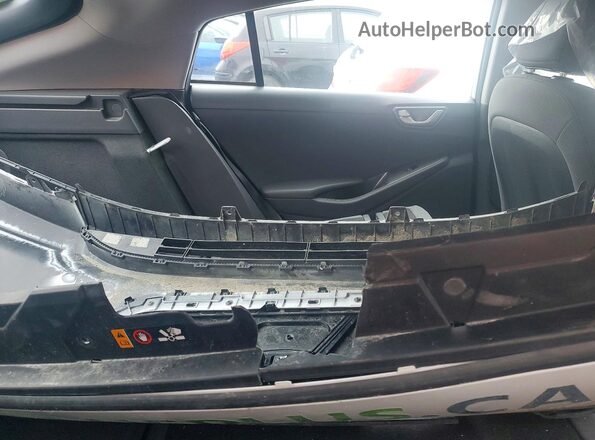 KMHC75LJ6LU072971 2020 HYUNDAI IONIQ White Հետևի նստատեղերի տեսք
