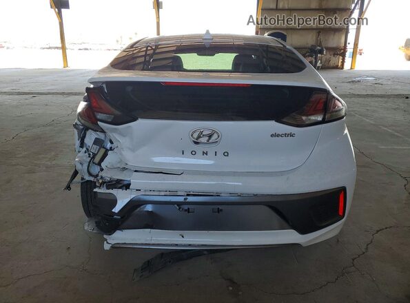 KMHC85LJ1MU081897 2021 HYUNDAI IONIQ Белый Вид сзади