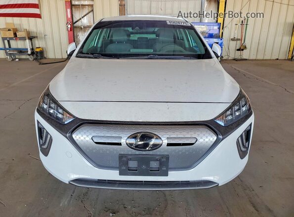 KMHC85LJ1MU081897 2021 HYUNDAI IONIQ Белый Вид спереди