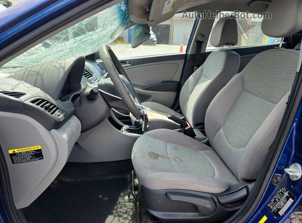 KMHCT4AE1HU276726 2017 HYUNDAI ACCENT Blue Widok wnętrza z przodu