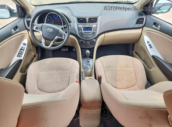 KMHCT4AE1HU345799 2017 HYUNDAI ACCENT Белый Вид панели приборов