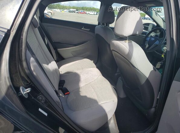 KMHCT4AE2HU170561 2017 HYUNDAI ACCENT Black Widok tylnych siedzeń