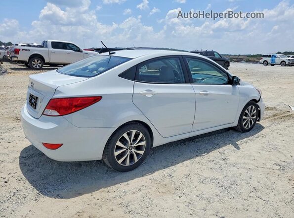 KMHCT4AE2HU371215 2017 HYUNDAI ACCENT White Задня права чверть