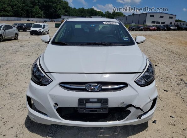 KMHCT4AE2HU371215 2017 HYUNDAI ACCENT White Вид спереду