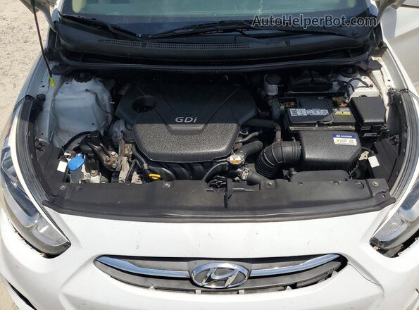 KMHCT4AE2HU371215 2017 HYUNDAI ACCENT White Вид задньої частини салону
