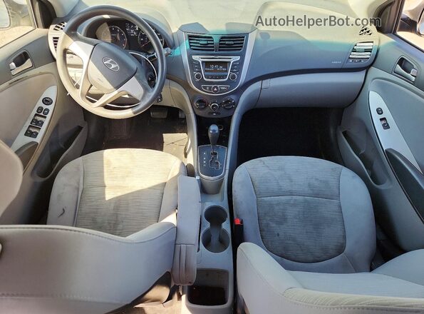 KMHCT4AE3HU340023 2017 HYUNDAI ACCENT Silver წინა პანელის ხედი