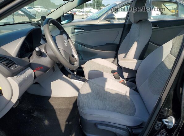 KMHCT4AE3HU375502 2017 HYUNDAI ACCENT Black Front interior view