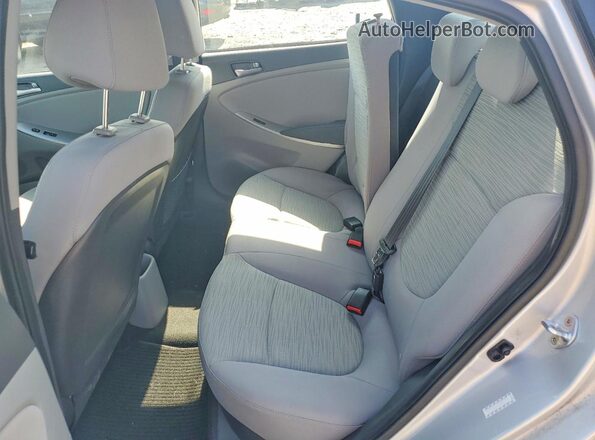 KMHCT4AE4HU342735 2017 HYUNDAI ACCENT Серебряный Вид задних сидений