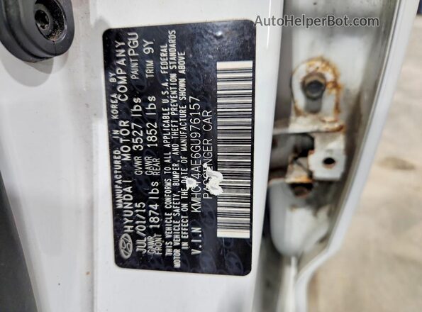 KMHCT4AE6GU976157 2016 HYUNDAI ACCENT White Вид підкапотного простору