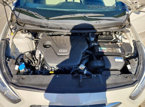 KMHCT4AE7HU172175 2017 HYUNDAI ACCENT White Вид задньої частини салону