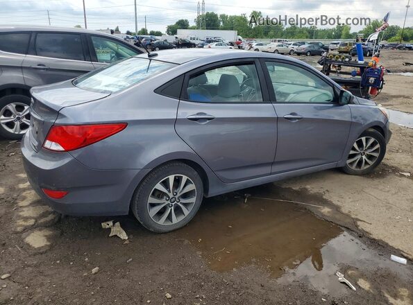 KMHCT4AE7HU331261 2017 HYUNDAI ACCENT Gray Tył prawy
