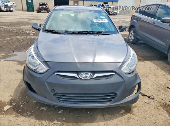 KMHCT4AE7HU331261 2017 HYUNDAI ACCENT Gray Widok z przodu