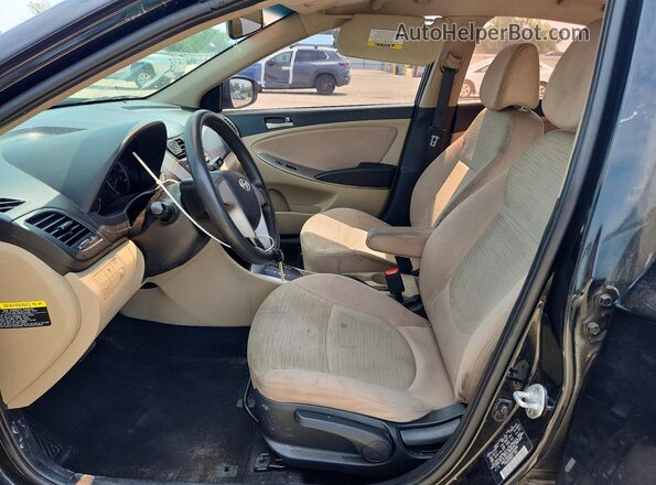 KMHCT4AE8HU355486 2017 HYUNDAI ACCENT Black Vista interior delantera