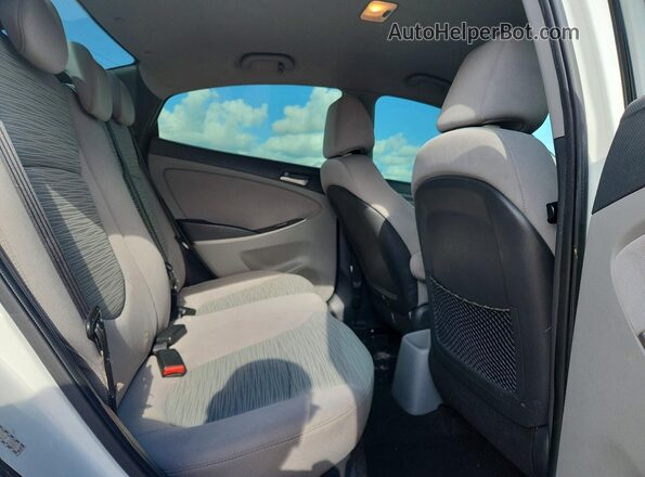 KMHCT4AEXGU001080 2016 HYUNDAI ACCENT Белый Вид задних сидений