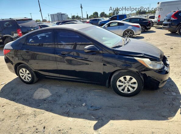 KMHCT4AEXGU136964 2016 HYUNDAI ACCENT Black Przód prawy