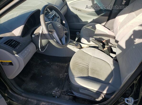 KMHCT5AE0HU326196 2017 HYUNDAI ACCENT Black Вид салону спереду