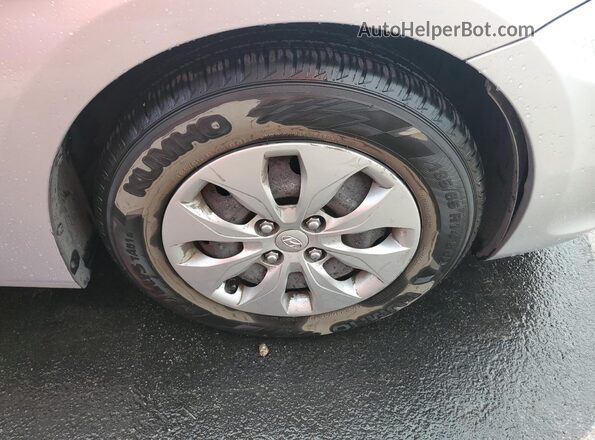 KMHCT5AE3GU283603 2016 HYUNDAI ACCENT Silver Widok wnętrza 360 stopni