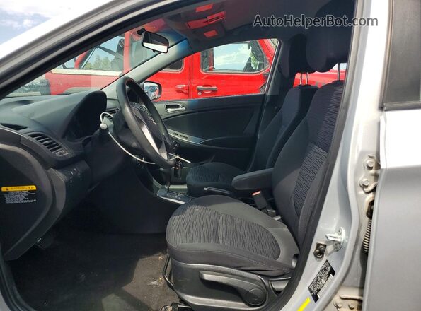 KMHCT5AE3GU283603 2016 HYUNDAI ACCENT Silver Widok wnętrza z przodu