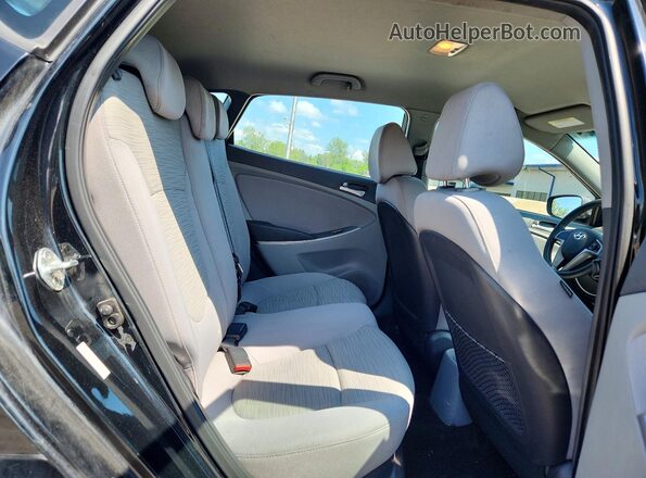 KMHCT5AE4HU349948 2017 HYUNDAI ACCENT Black უკანა სავარძლების ხედი