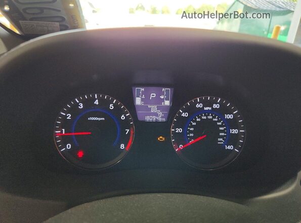 KMHCT5AE7HU334618 2017 HYUNDAI ACCENT Red Սարքավորումների վահանակի տեսք