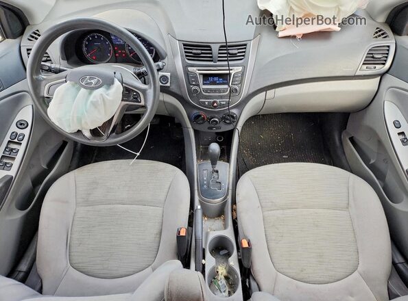 KMHCT5AE8GU236700 2016 HYUNDAI ACCENT Black Widok deski rozdzielczej