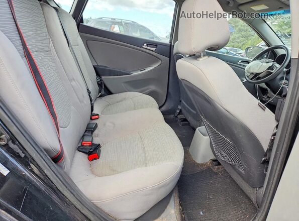 KMHCT5AE8GU236700 2016 HYUNDAI ACCENT Black Widok tylnych siedzeń
