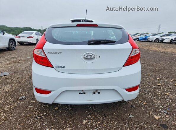 KMHCT5AE9HU356751 2017 HYUNDAI ACCENT White Widok z tyłu