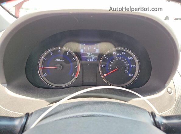 KMHCU4AE6GU079319 2016 HYUNDAI ACCENT Красный Вид щитка приборов