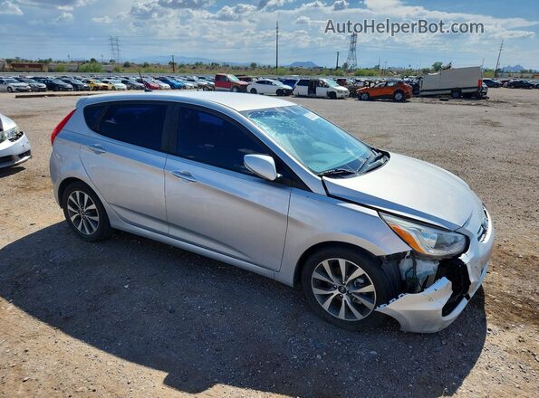 KMHCU5AE3HU351624 2017 HYUNDAI ACCENT Silver Передня права чверть