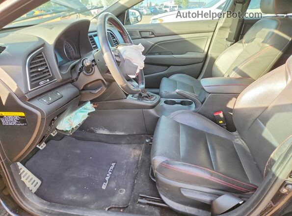 KMHD04LBXJU548759 2018 HYUNDAI ELANTRA Черный Вид салона спереди