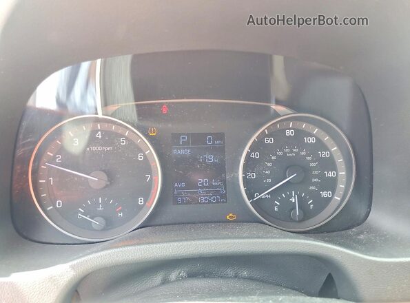 KMHD74LF0HU407997 2017 HYUNDAI ELANTRA Maroon ხელსაწყოთა პანელის ხედი